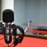 Francia, il Senato vota per aumentare il fondo di aiuti alle radio locali di quasi 16 milioni di euro